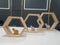 Raft de perete decorativ din lemn 3 hexagoane