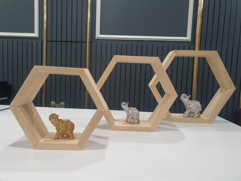 Raft de perete decorativ din lemn 3 hexagoane