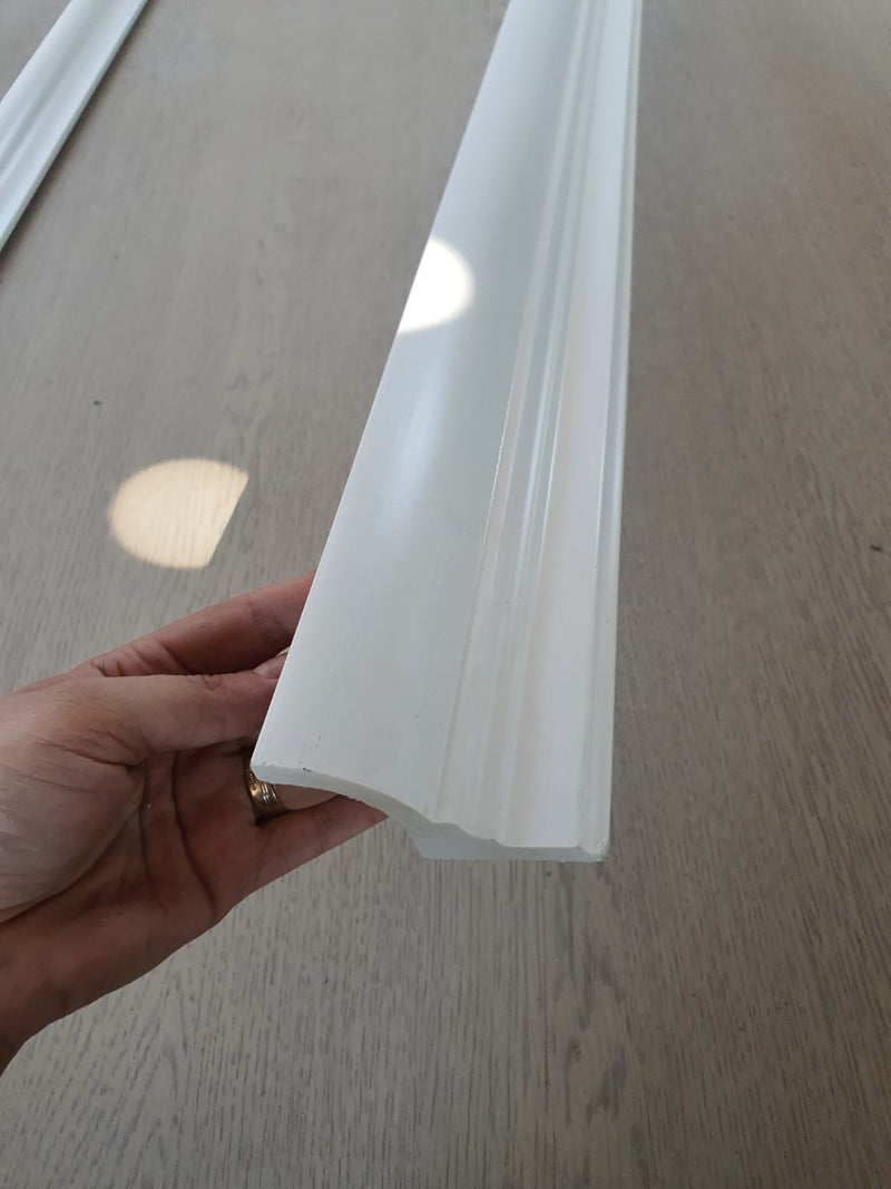 Cornisa led  pentru colt, D 202, 240 x 7,5 x 4,2 cm